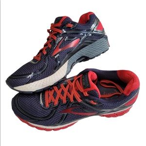 Brooks sneakers women size 10.5